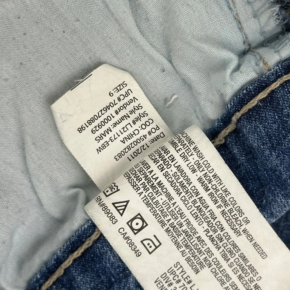 L.E.I Ashley Shorts‎ Womens 9 Low Rise Slim Distressed Cut Off Denim Y2K